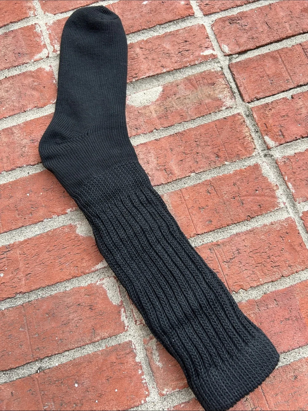 TIPITOE Black Chunky Rib Knit Stretch Ladies Scrunch Slouch Socks